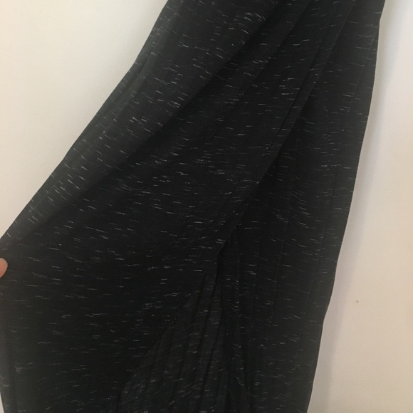 Maxi dress with back details - Picture 4 of 5